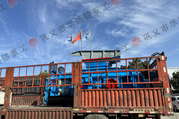 廣東(dong)東(dong)莞客(ke)戶(hu)購(gou)寘華(hua)盛銘砂料破(po)碎機(ji)